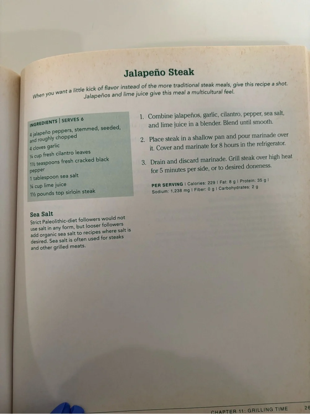 The Weeknight Paleo Cookbook - paperback